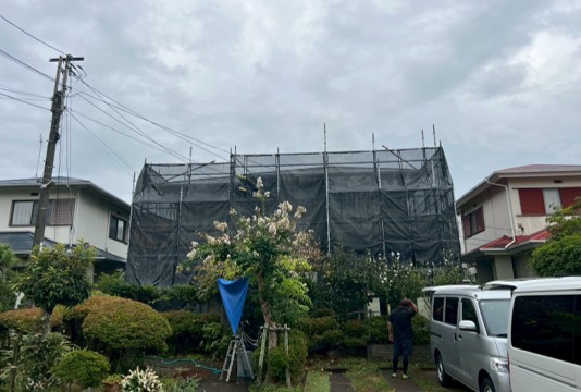 千葉市緑区の外壁塗装工事の足場写真