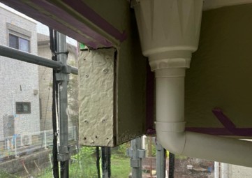 千葉市緑区の外壁塗装工事の修繕作業の写真