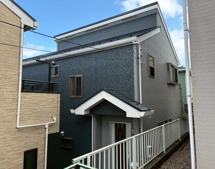 千葉県千葉市中央区の外壁塗装後の家の写真